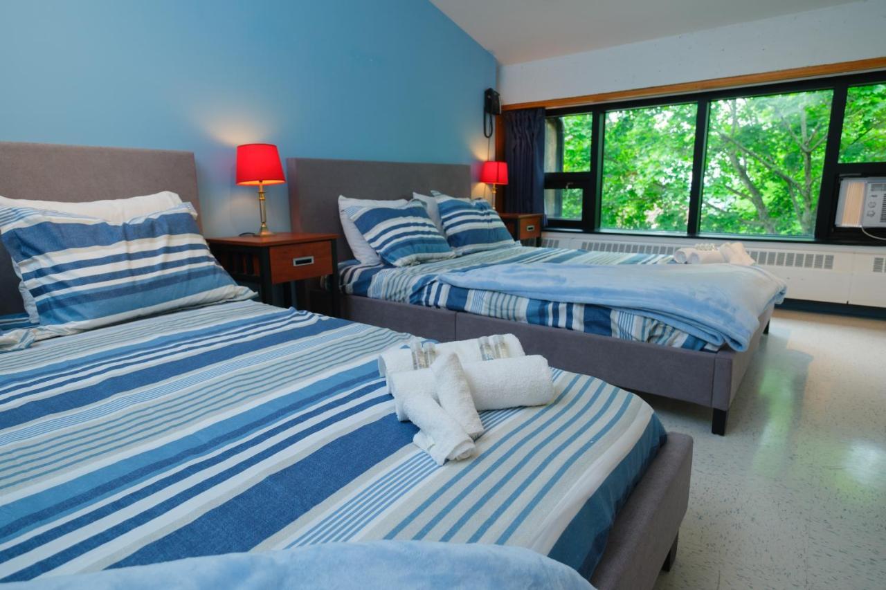 Au Campus Hotel Sherbrooke Eksteriør billede