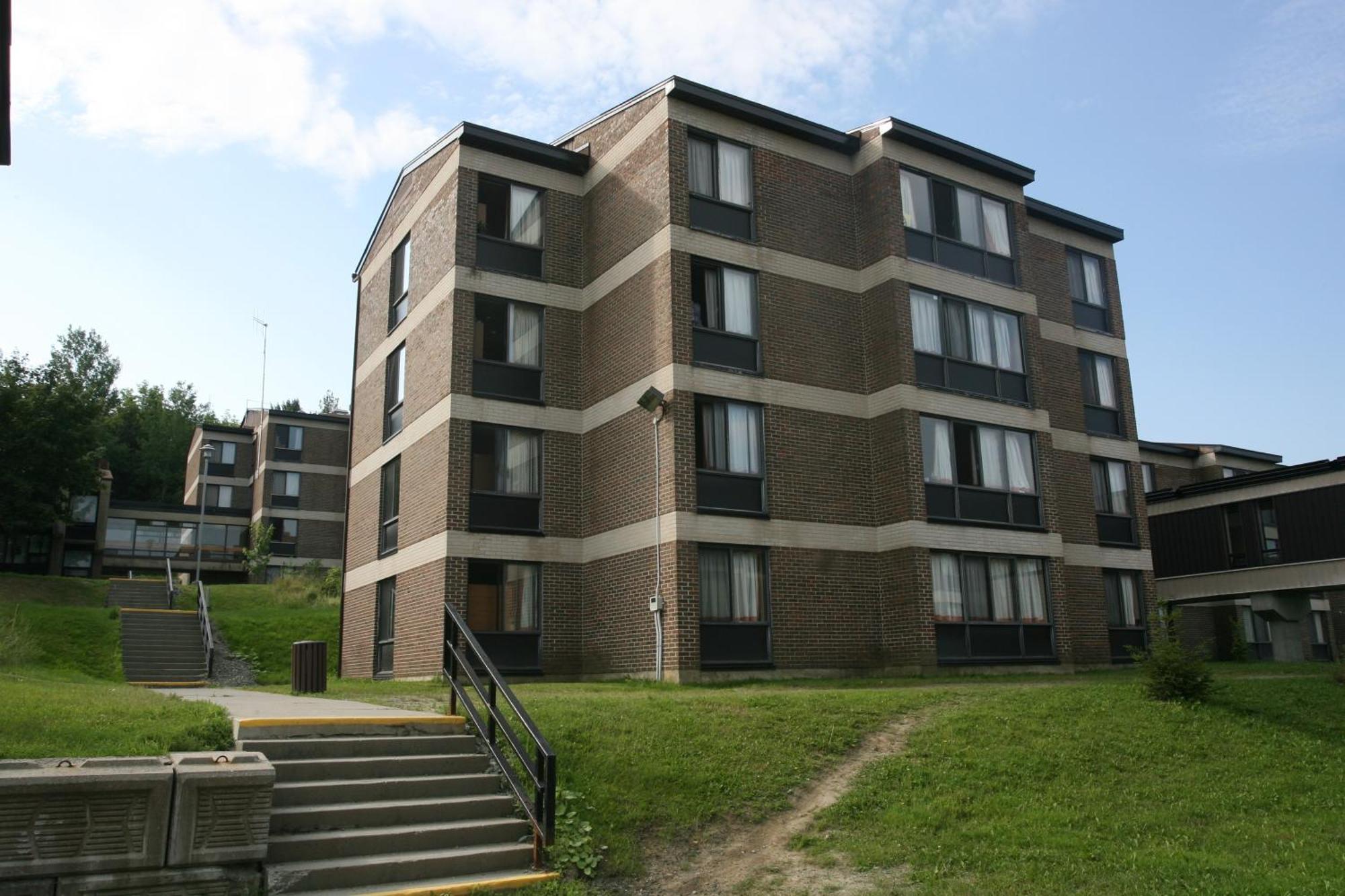 Au Campus Hotel Sherbrooke Eksteriør billede
